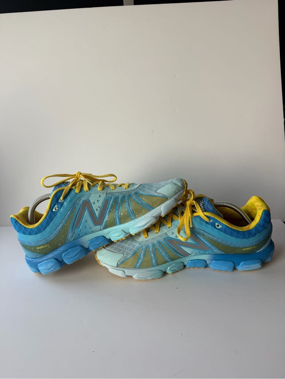New Balance 890V4 Run Disney 2014 Cinderella Running Shoes Women’s Size 10B